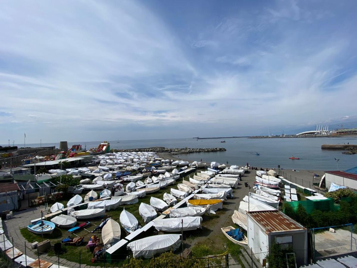 Waterfront District Apartment Genoa Luaran gambar
